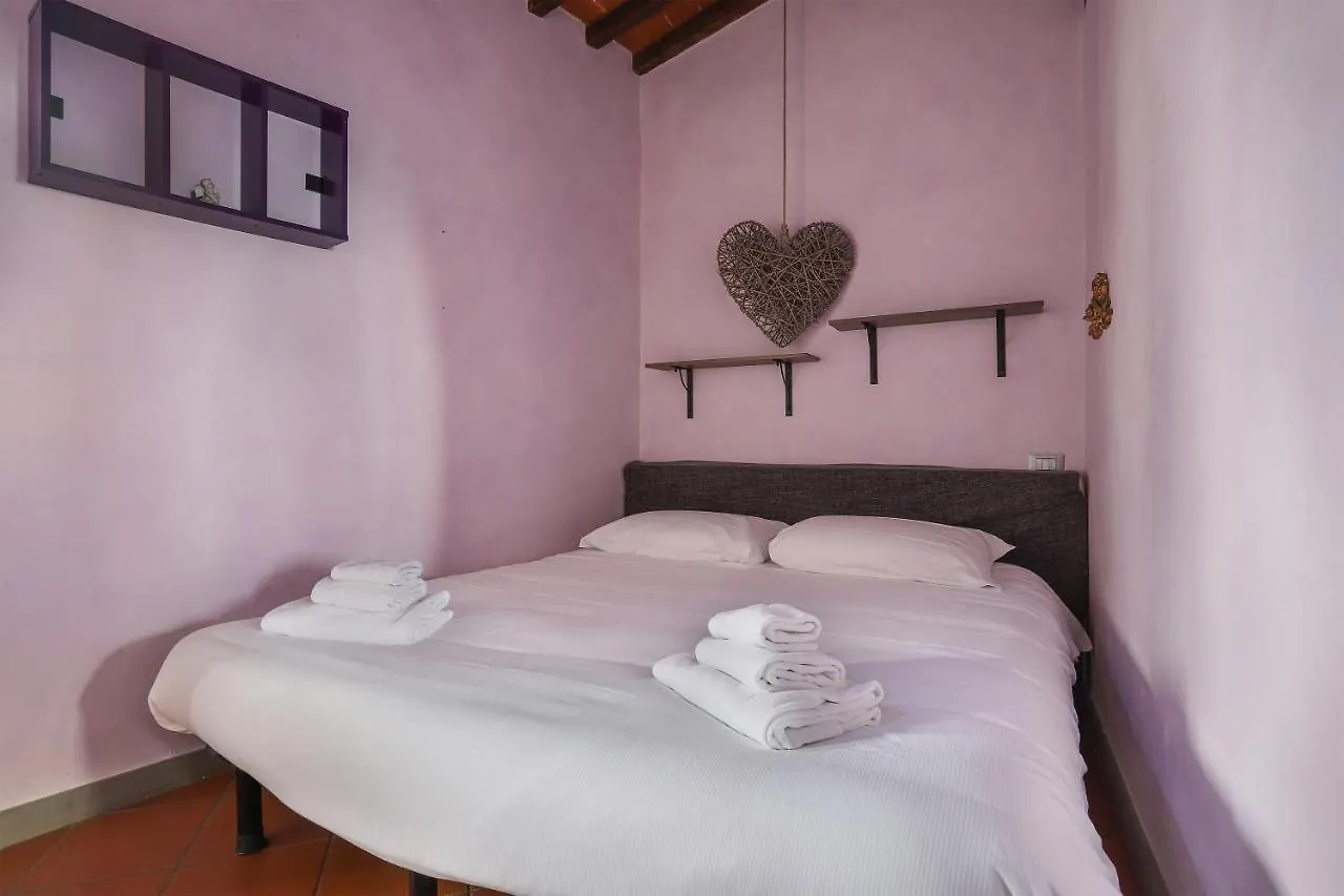 2 Bedroom Apartment With Terrace Florencja