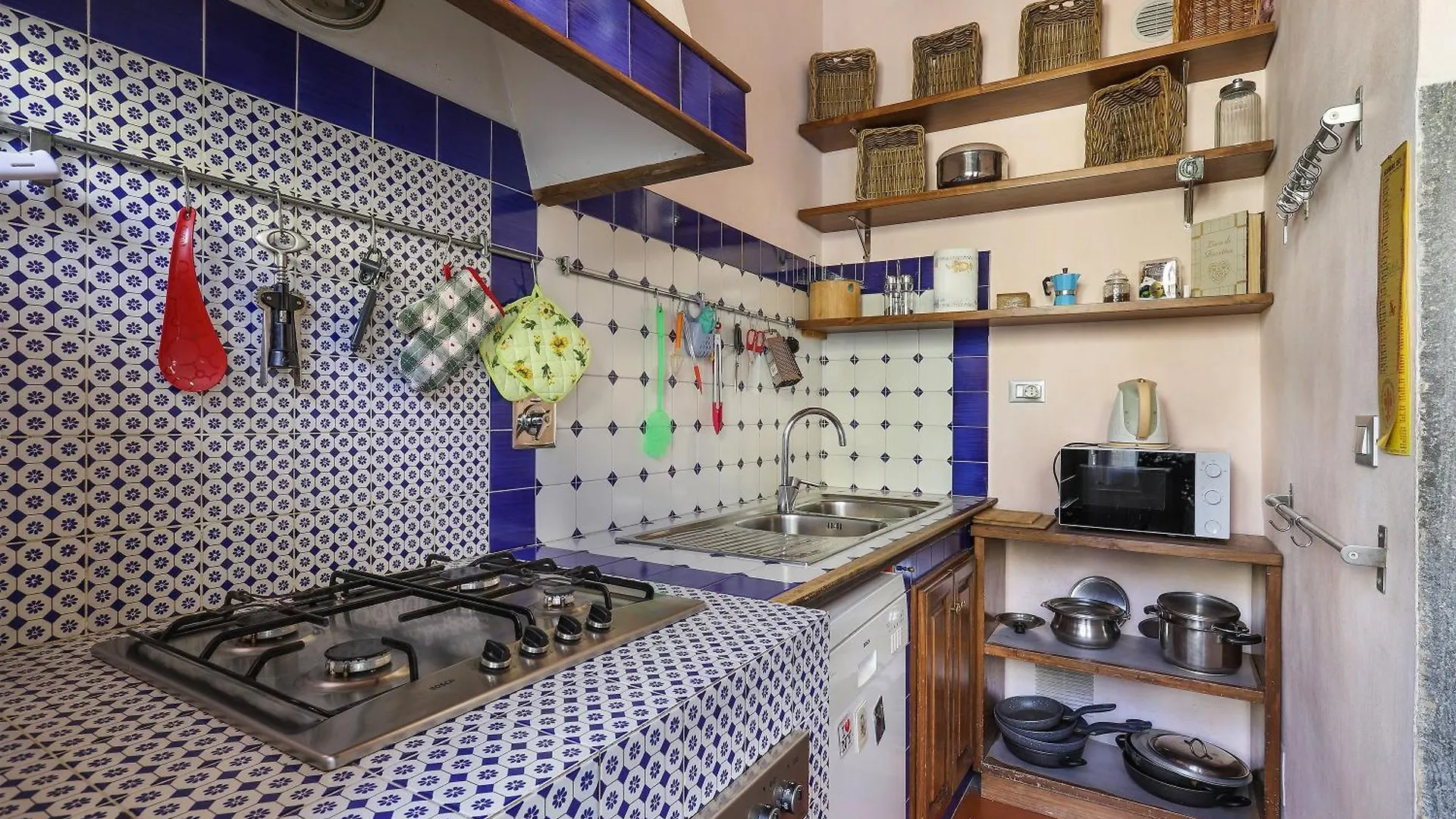 2 Bedroom Apartment With Terrace Florence Italy